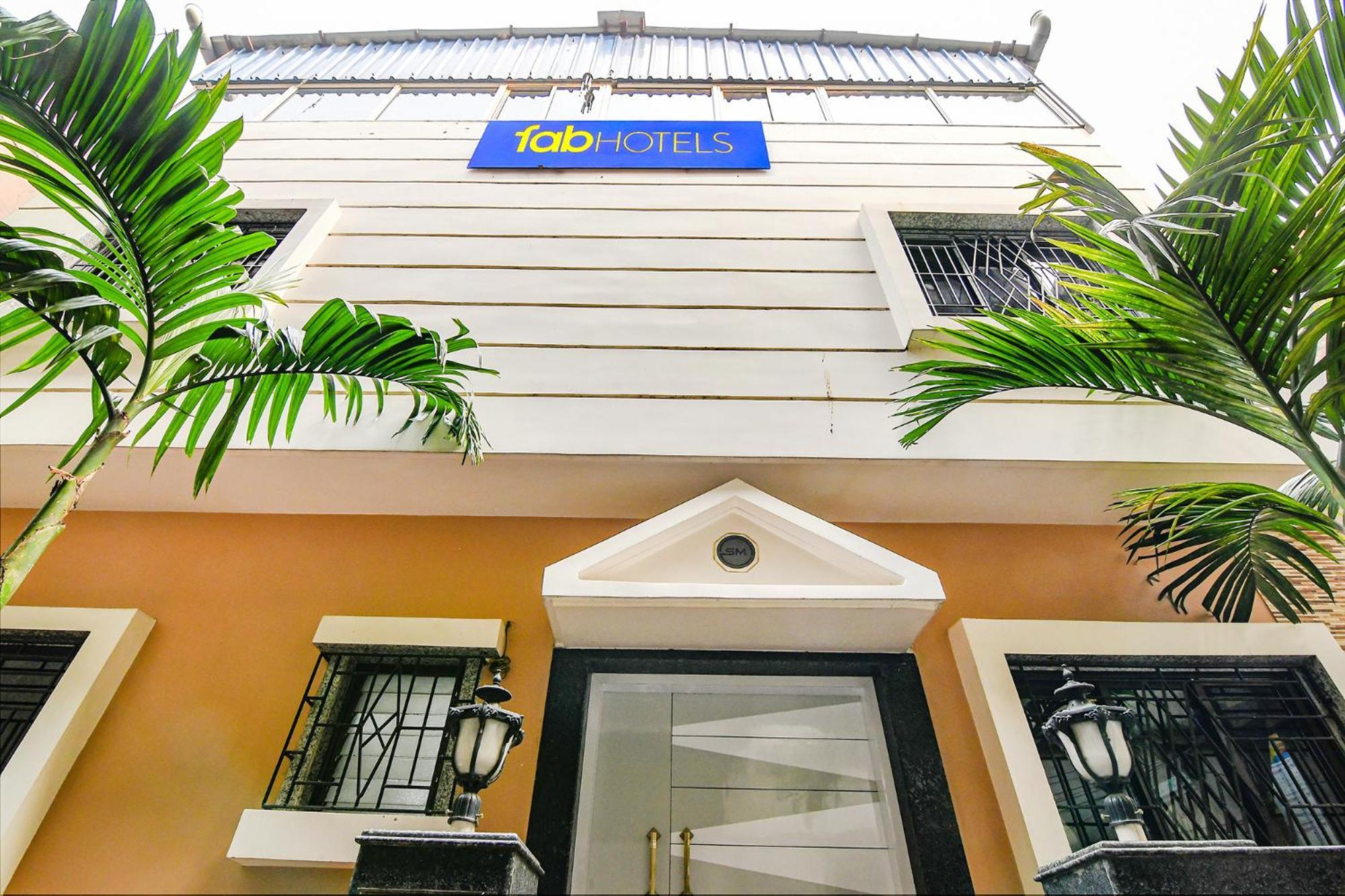 Fabexpress Scholer Motel Calcutta Exteriör bild